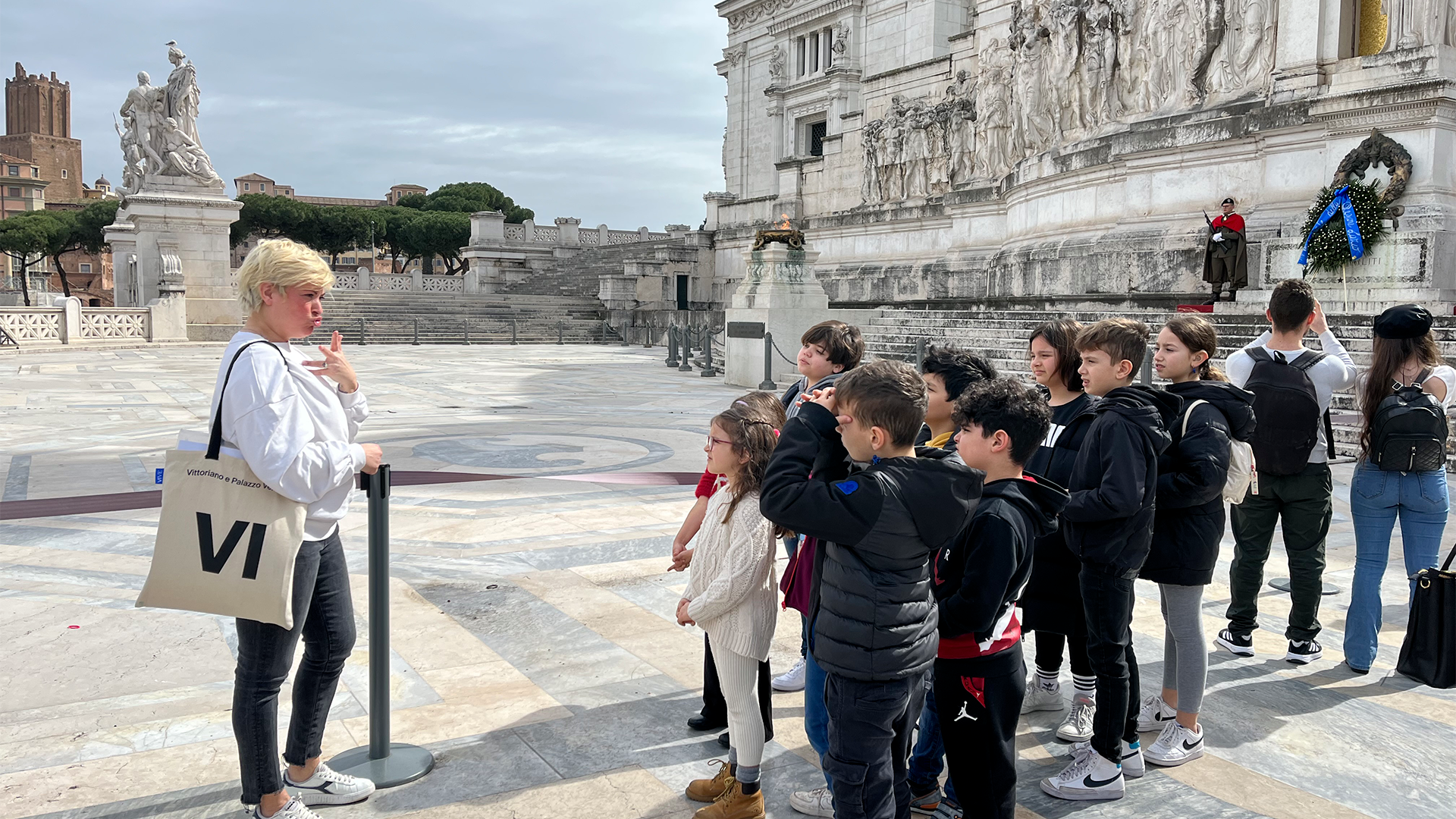 Ti racconto il Vittoriano in Lingua dei Segni Italiana - Arte e Storia al servizio di tutti